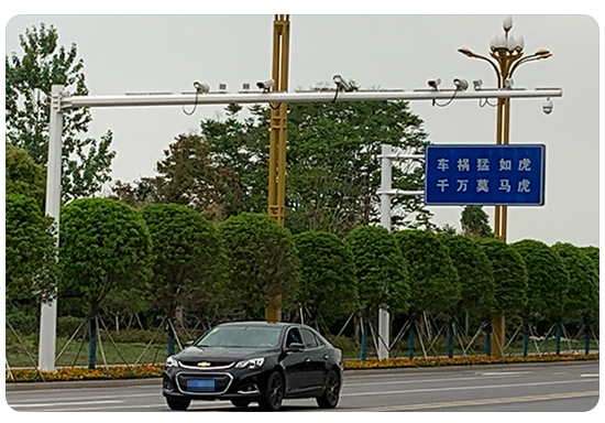 監(jiān)控桿、監(jiān)控燈桿·